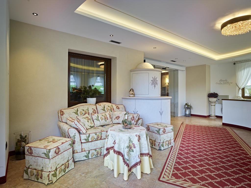 Hotel Belvedere Srl ไฟเดลลาปากาเนลลา ภายนอก รูปภาพ