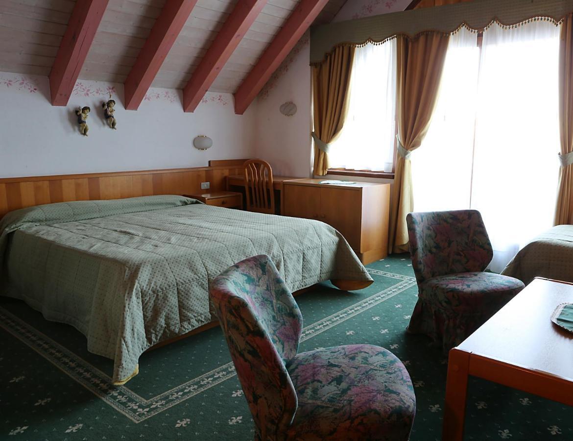 Hotel Belvedere Srl ไฟเดลลาปากาเนลลา ภายนอก รูปภาพ
